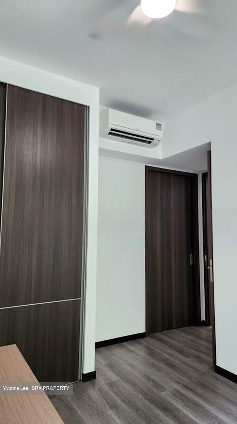 Pasir Ris Drive 8 (D18), Condominium #451867891